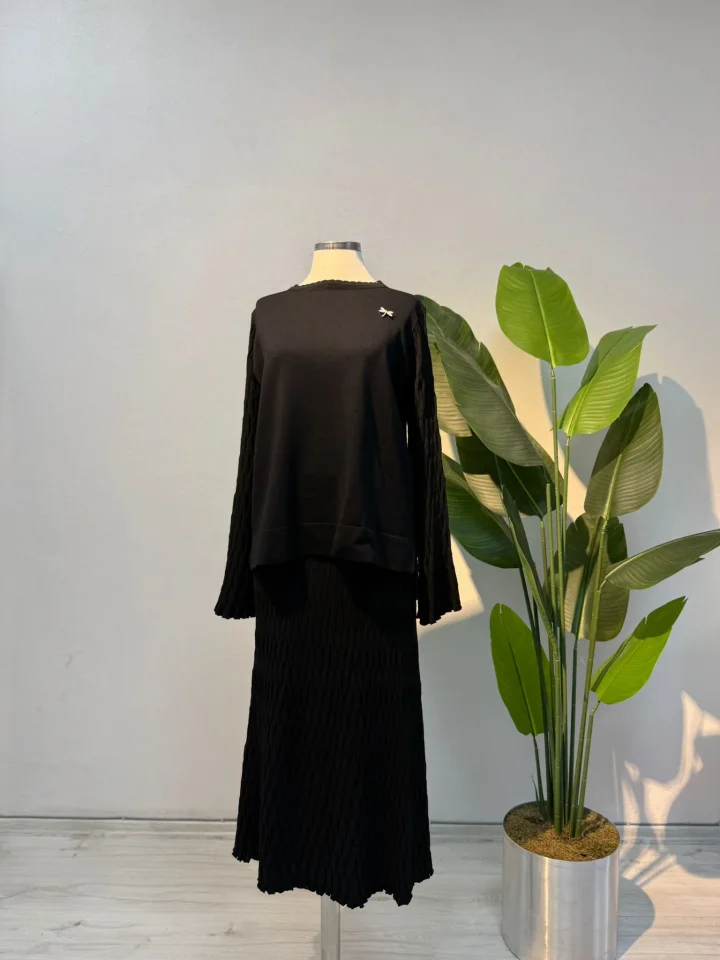 Broş Detay Merserize Etekli Takım Lacivert - Entare Butik