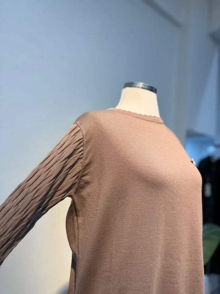 Broş Detay Merserize Etekli Takım Sutlu Kahve - Entare Butik