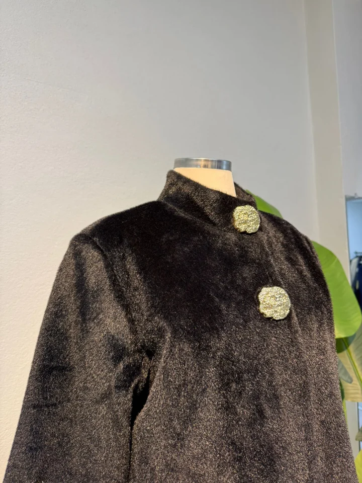 Broş Detaylı Kürk Kaban Siyah - Entare Butik