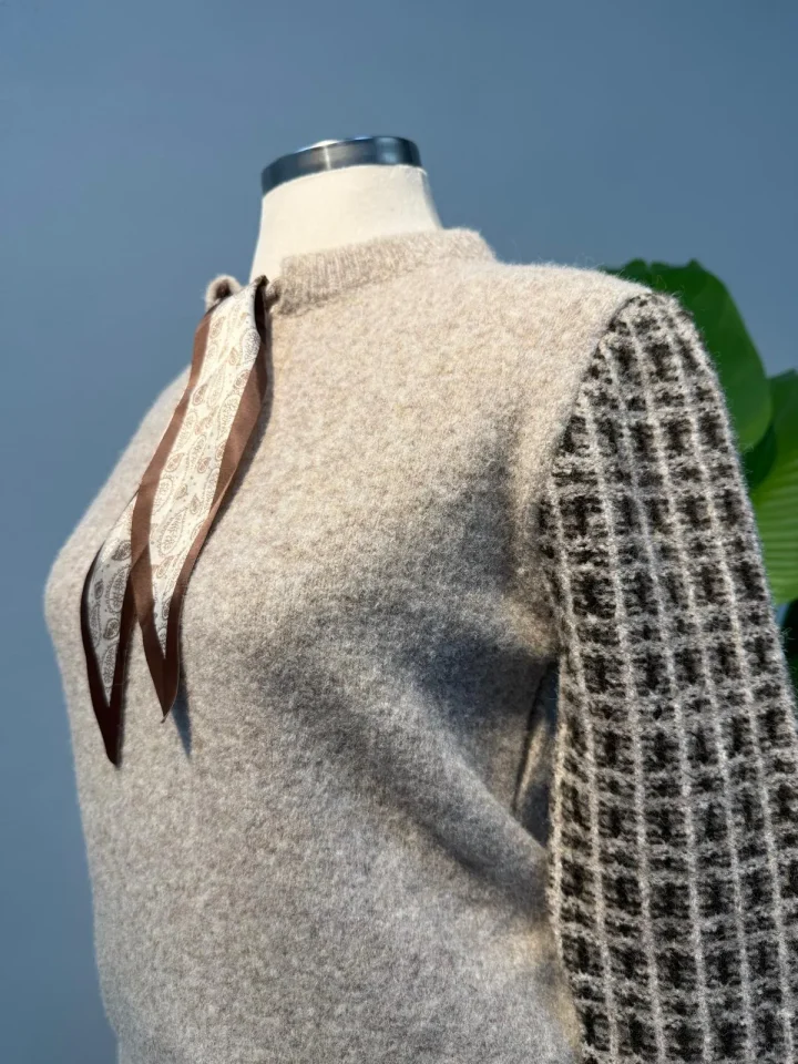 Fular Detay Yumoş Kazak Gri - Entare Butik