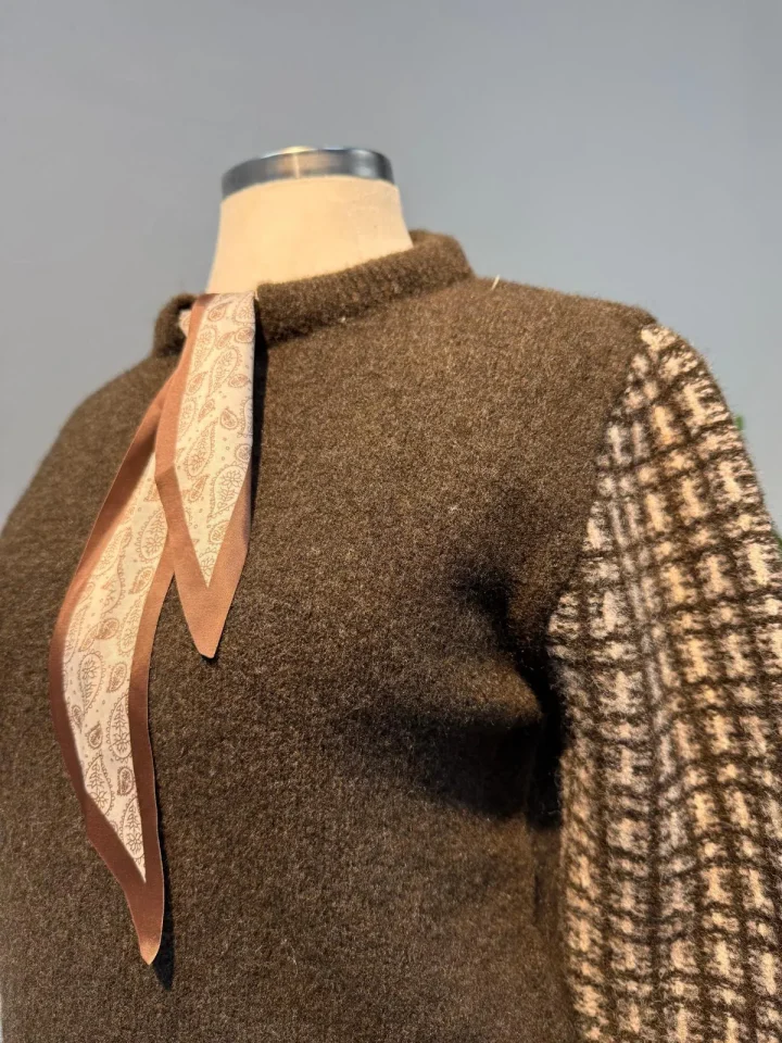 Fular Detay Yumoş Kazak Kahverengi - Entare Butik