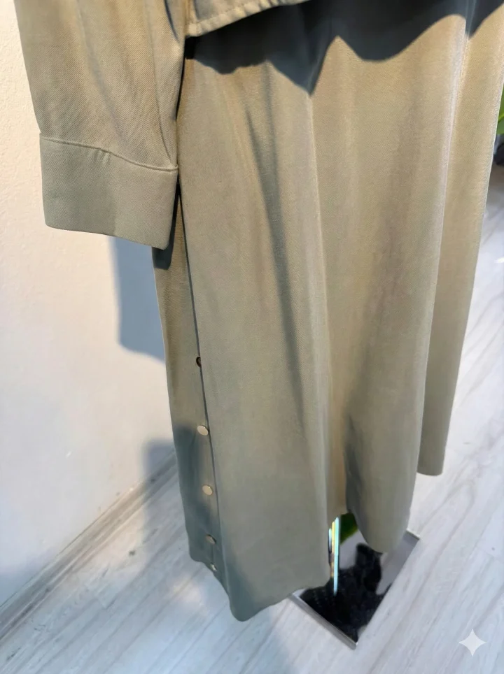 gold-zimba-detayli-etekli-takim-yesil-3 Gold Zımba Detaylı Etekli Takım Yeşil - Entare Butik