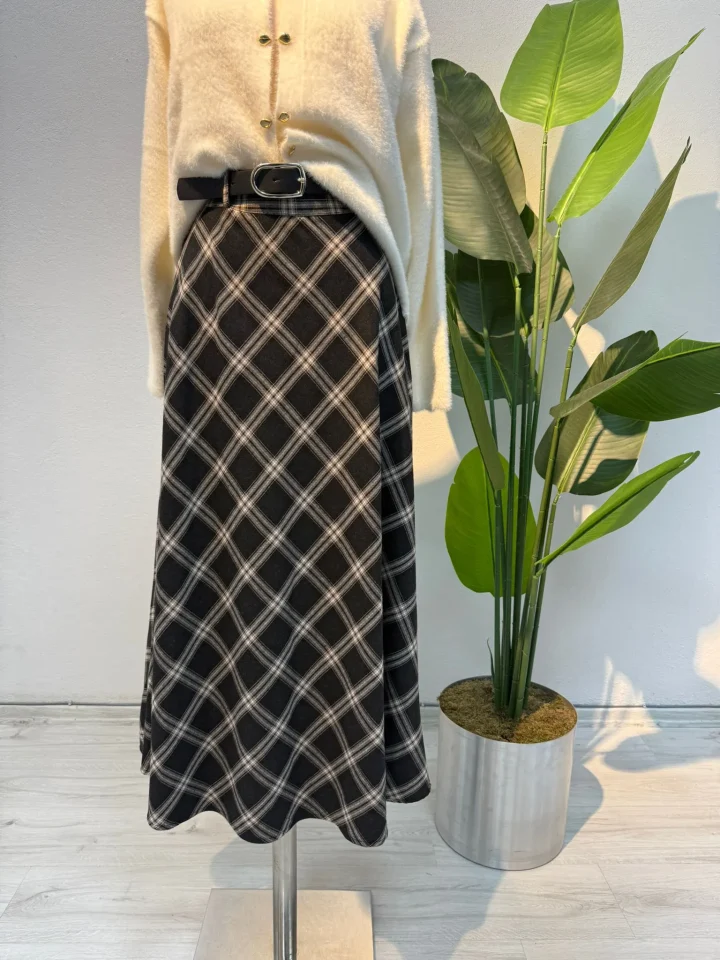 Kemerli Ekose Etek Siyah - Entare Butik Kemerli Ekose Etek Siyah - Entare Butik