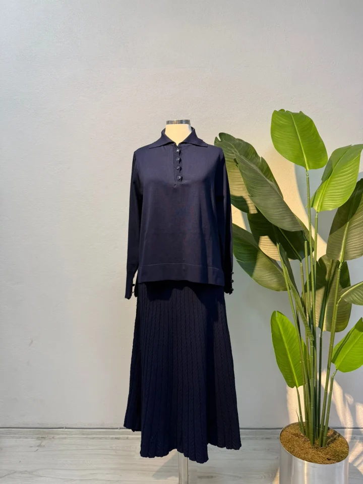 Polo Yaka Düğmeli Merserize Etekli Takım Sütlü Lacivert - Entare Butik