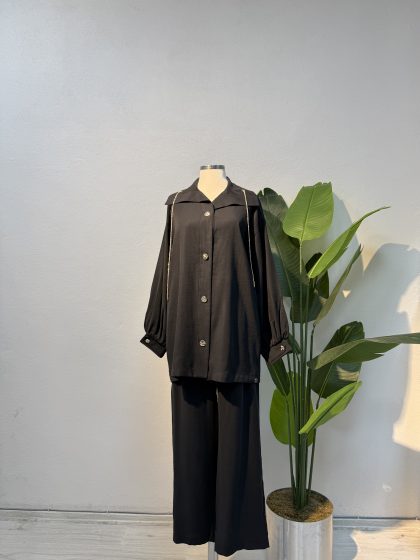 Keten Qupra Arka Detay Pantolonlu Takım – Siyah-Entare Butik