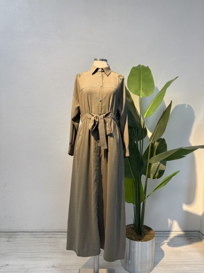 Omuz Nakışlı Düğmeli Elbise – Yeşil Entare Butik