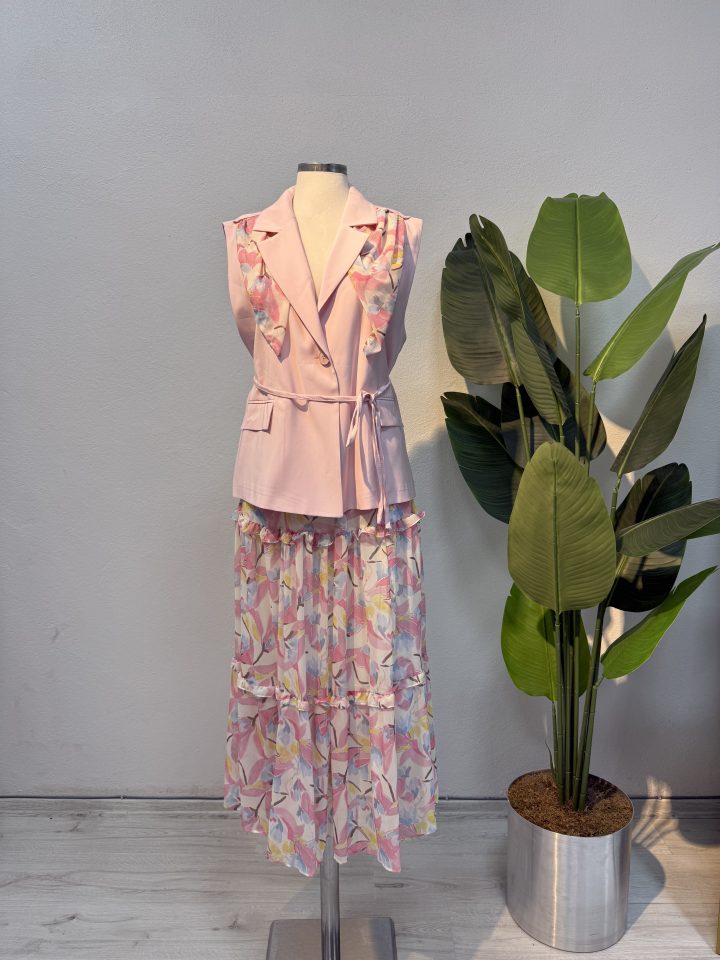 Desen Etekli Yelekli Takım – Pembe-Entare Butik