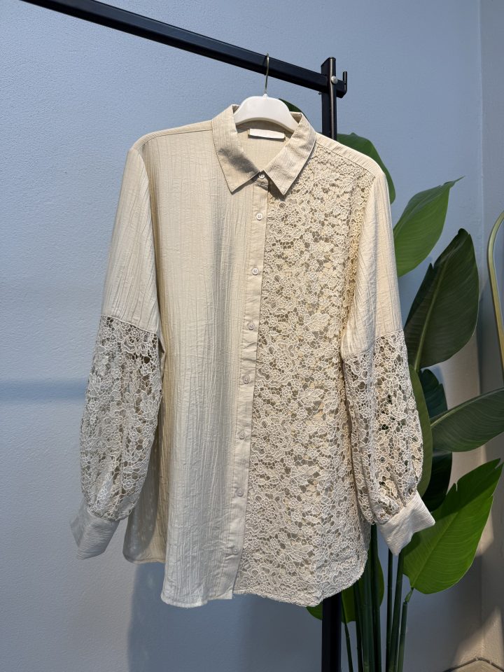 Çilek Kumaş Dantelli Gömlek – Krem-Entare Butik